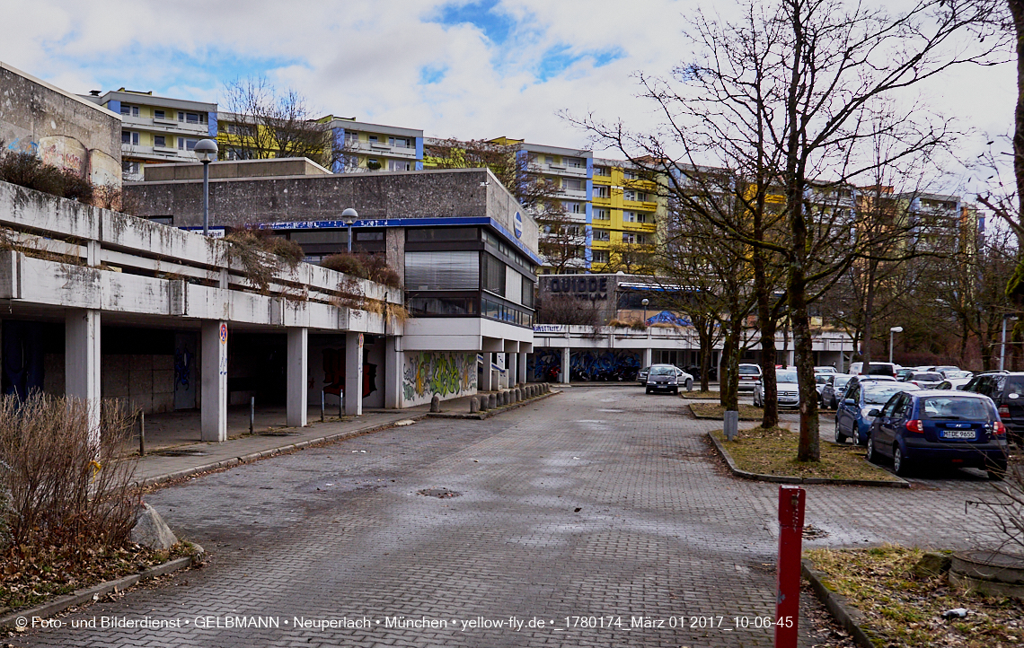 01.03.2017 - die Abrissbaustelle Quiddezentrum in Neuperlach